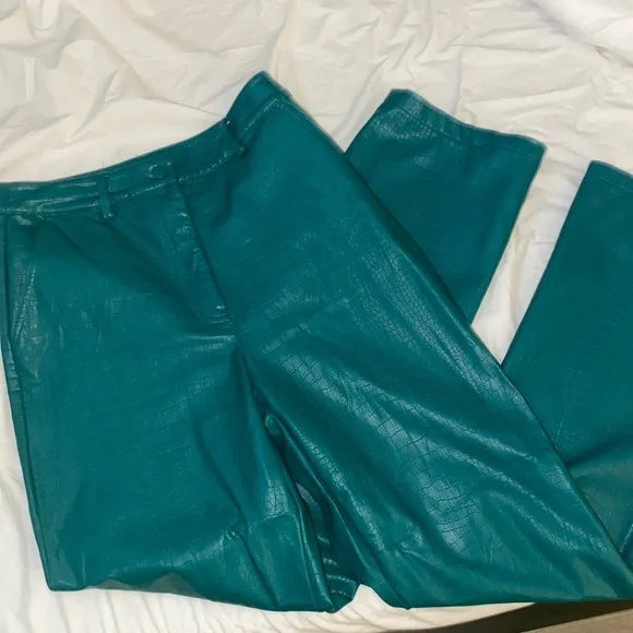 Glassons Faux Croc Leather Green Straight Leg Pants